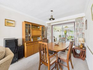 Dining Room- click for photo gallery